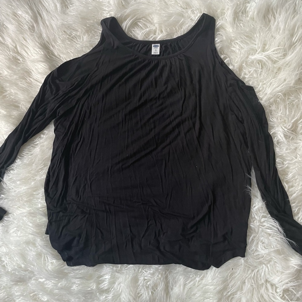 Old navy black cold shoulder long sleeve top